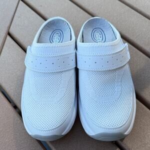 Orthofeet Irma Slip-Resistant Clog White Shoes Size 7